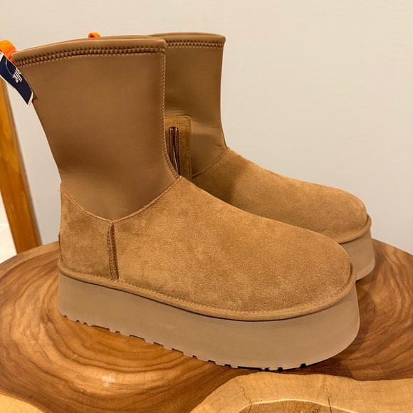 UGG classic dipper NWT - Picture 4 of 6